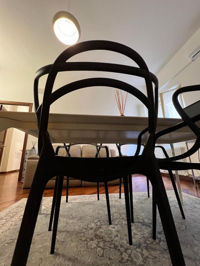 Effealatapartments - Appartamento Del Duca سينِغاليا المظهر الخارجي الصورة